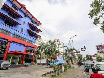 Nida Ratulangi 17 Trans Hotel