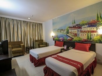 Hotel Nida Ratulangi 17 Trans 2*
