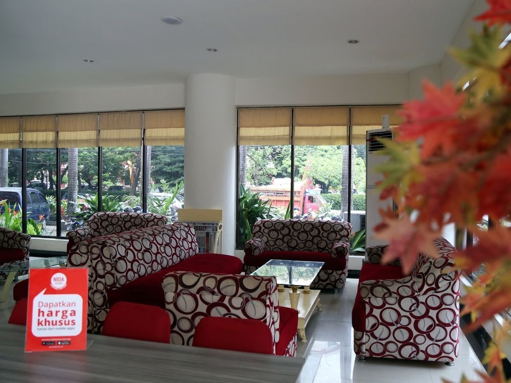 Nida Ratulangi 17 Trans 2*