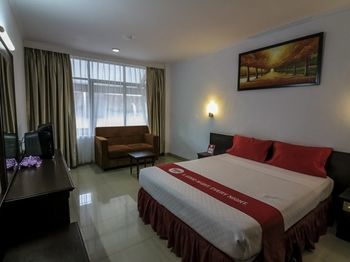 Hotel Nida Ratulangi 17 Trans 2*
